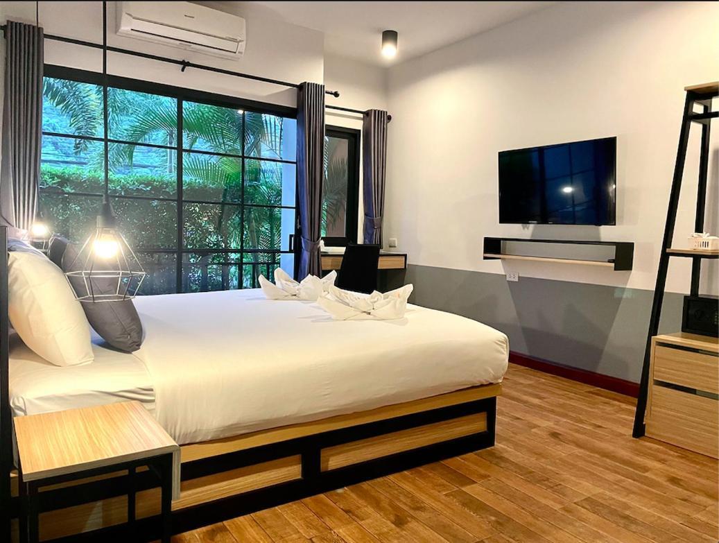 พีพี แกรนด์ กมลา โฮเทล  Hotel หาดกมลา ภายนอก รูปภาพ