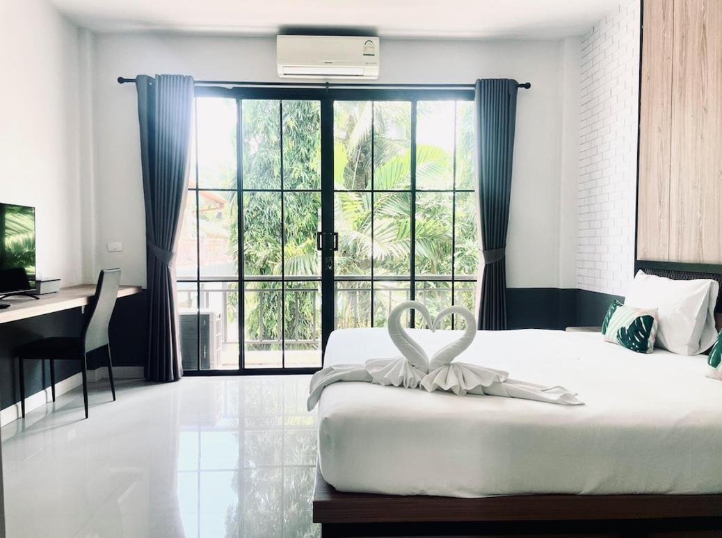 พีพี แกรนด์ กมลา โฮเทล  Hotel หาดกมลา ภายนอก รูปภาพ